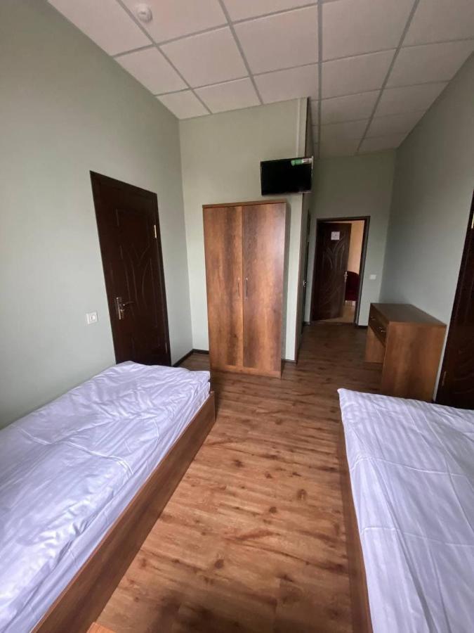 Uzumfermer Hotel & Winery Tachkent Extérieur photo