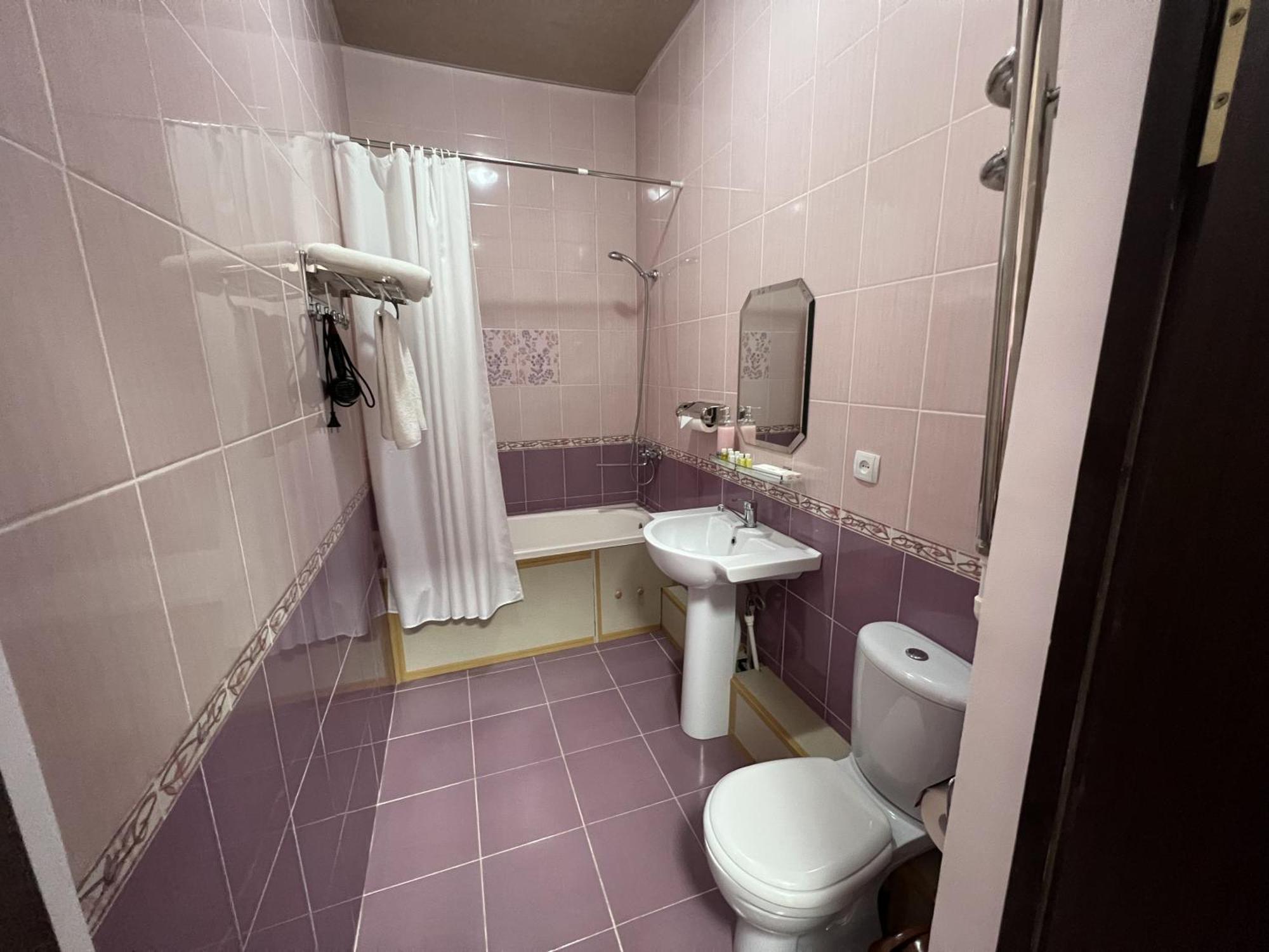 Uzumfermer Hotel & Winery Tachkent Extérieur photo